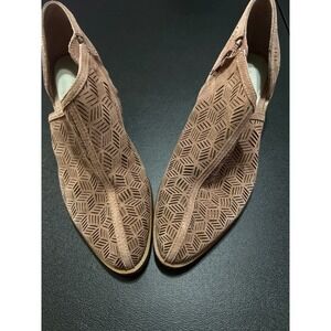 Laser Cut Block Heel Ankle Booties Cutout Side Zip Pointed Toe Taupe Tan Neutral